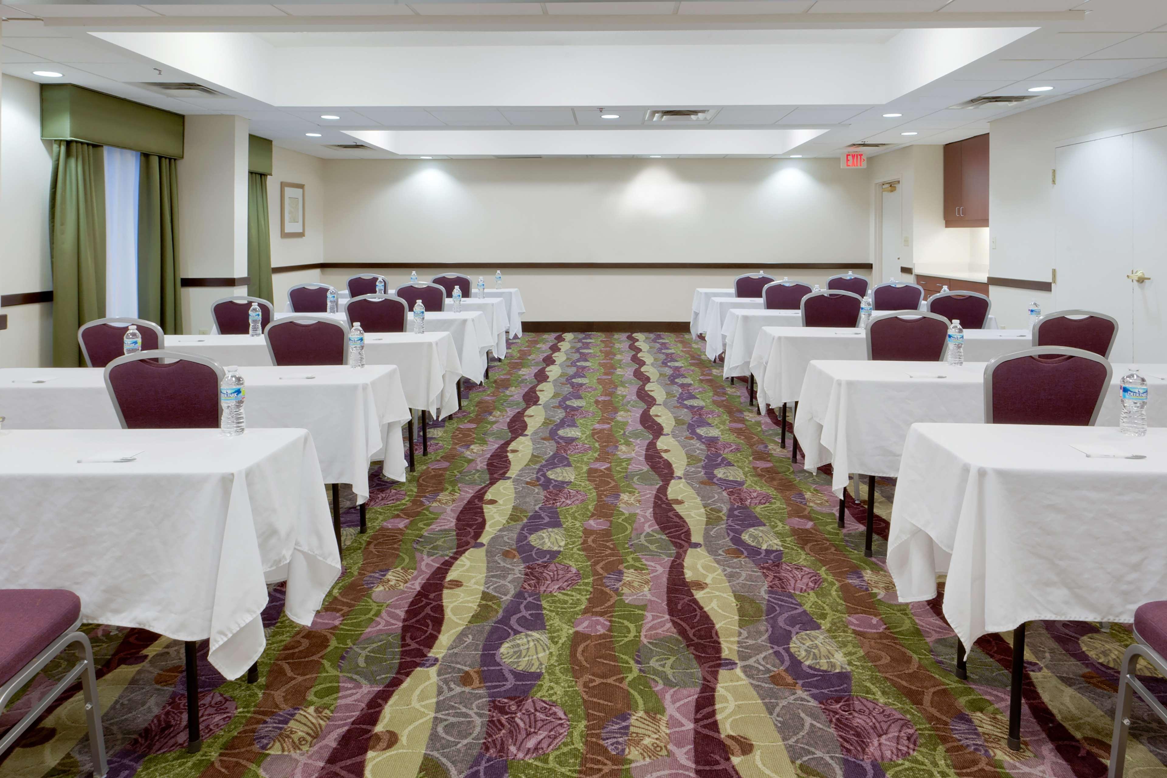 Hampton Inn Dumfries/Quantico Экстерьер фото